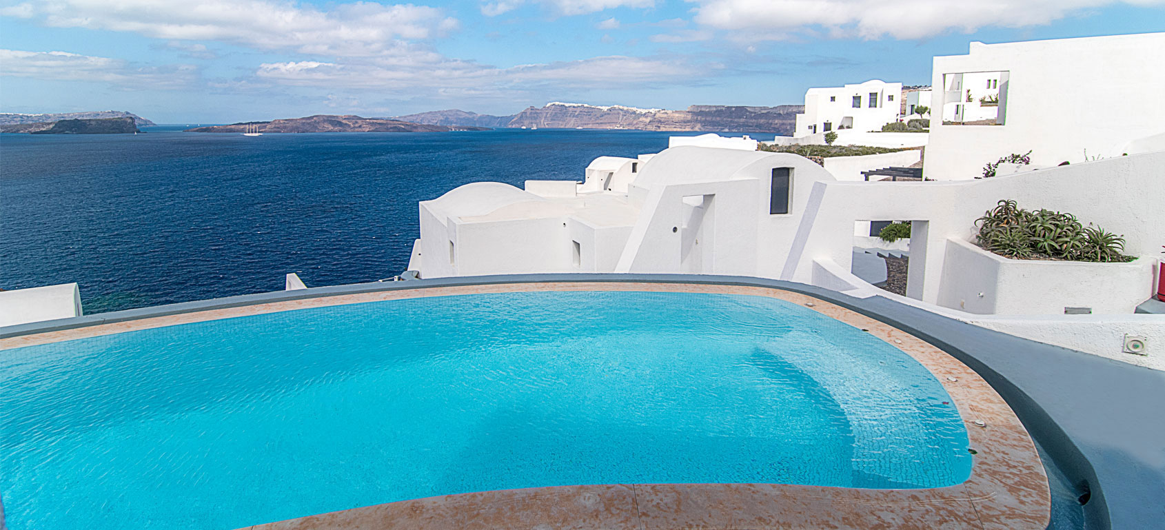 Grand Ambassador Hotel Santorini