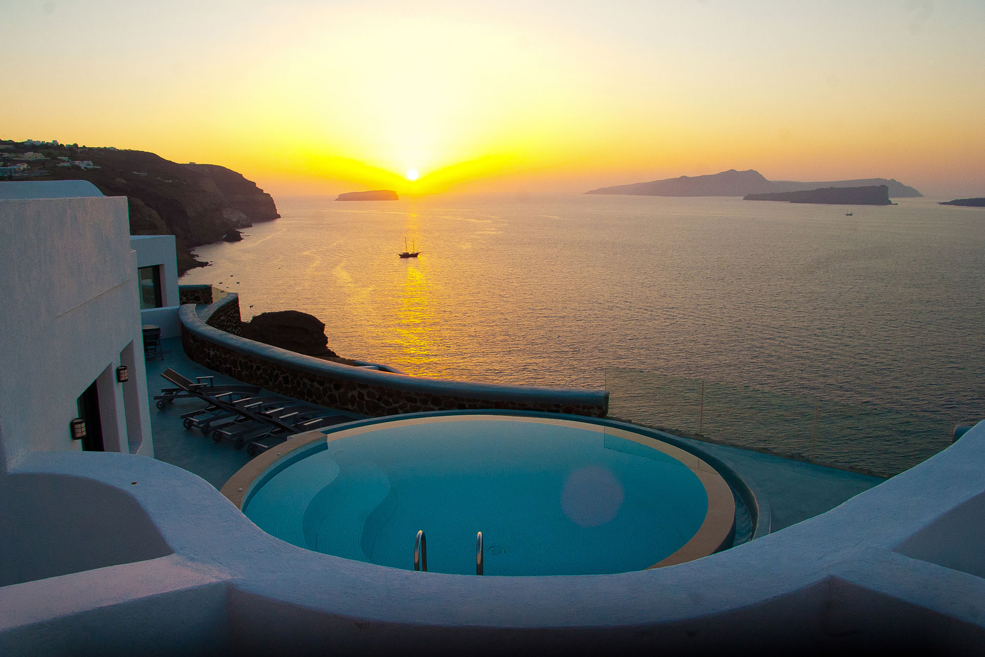 Grand Ambassador Hotel Santorini